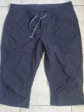 Women’s MEC Capri Shorts – Size 12
